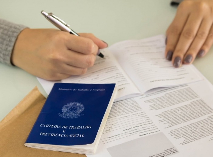 Construção civil foi o segundo setor que mais conseguiu manter empregos em abril